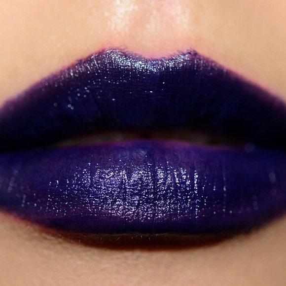 mac blue lipstick
